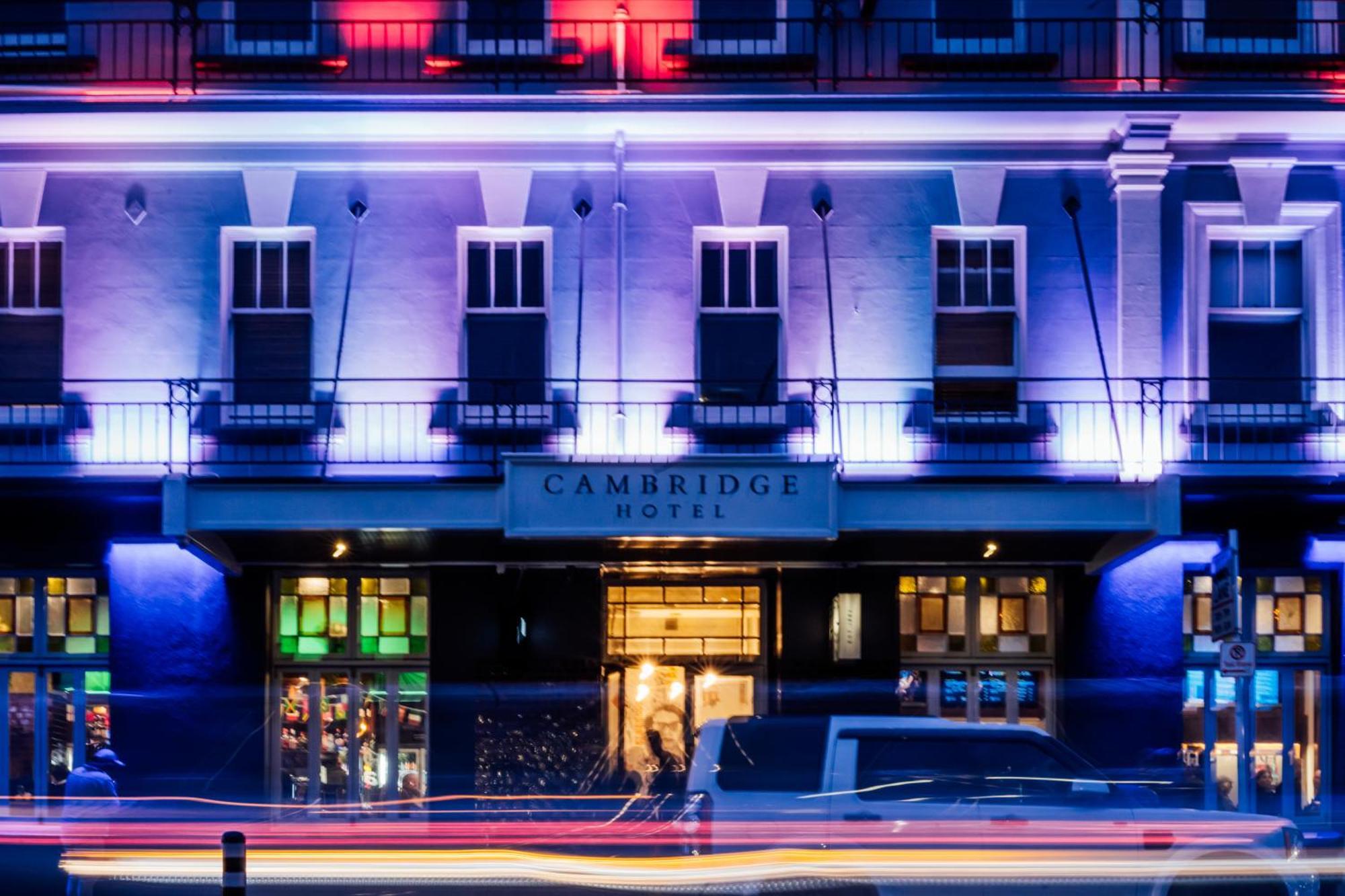 The Cambridge Hotel & Backpackers Веллингтон Экстерьер фото