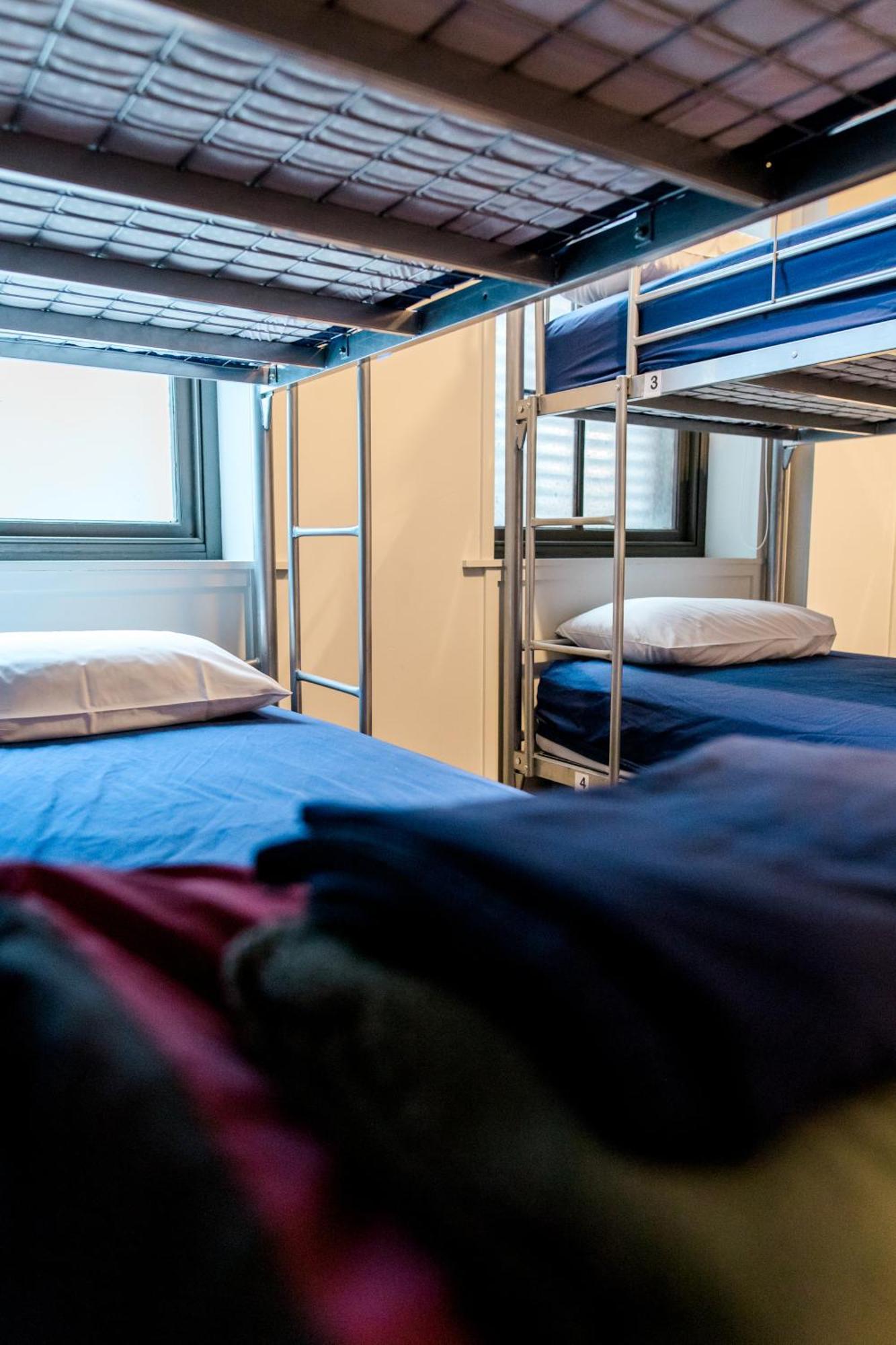 The Cambridge Hotel & Backpackers Веллингтон Экстерьер фото